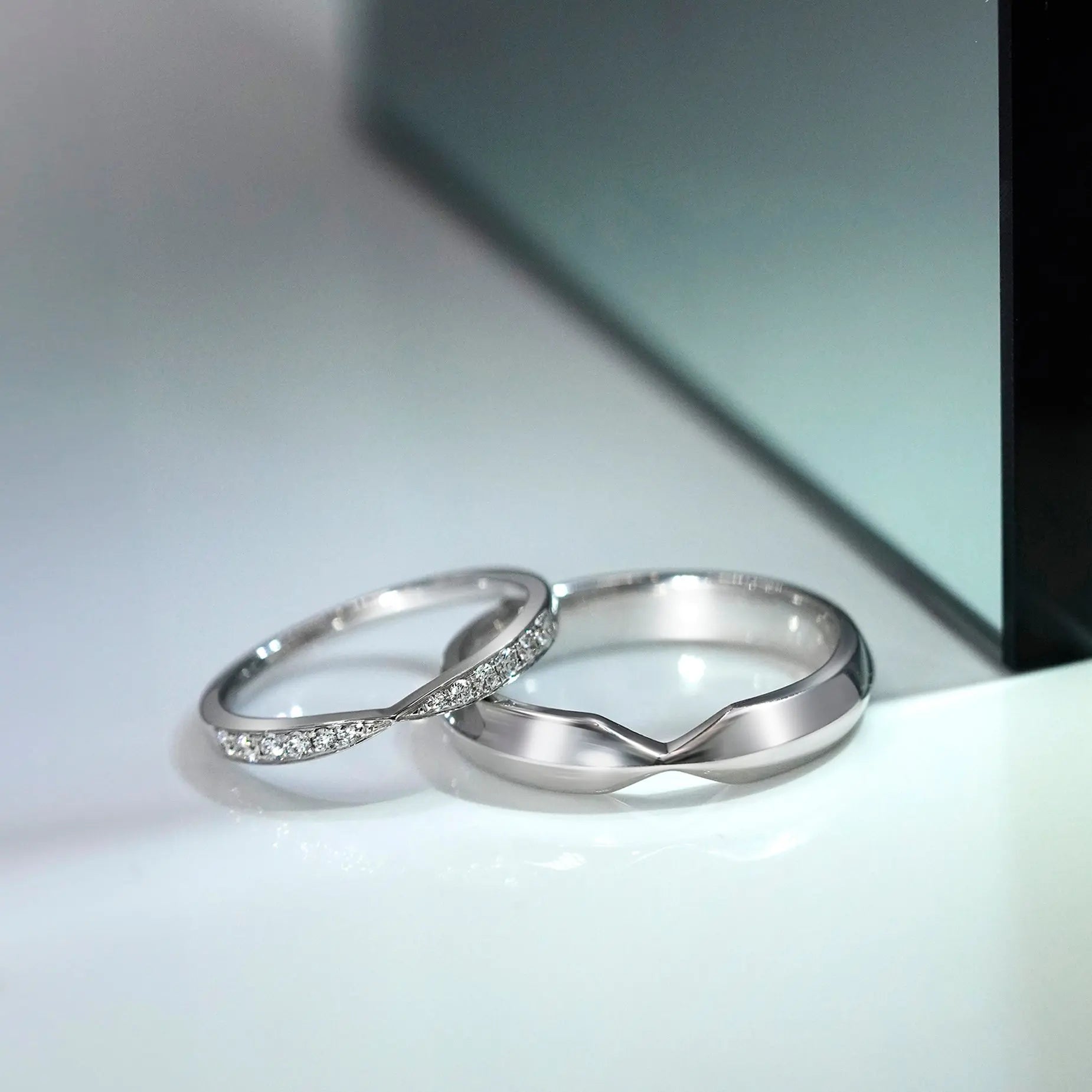 The 'V'-Shaped Band Men's Wedding Bands